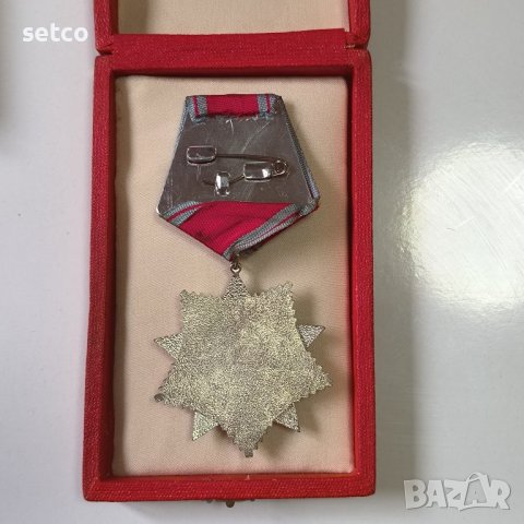 Орден за народна свобода 1941 1944 2ра ст. 3та емисия 1971, снимка 2 - Антикварни и старинни предмети - 42714251