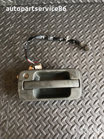 Външна дръжка на предна лява врата, черна за Isuzu Trooper (2000)