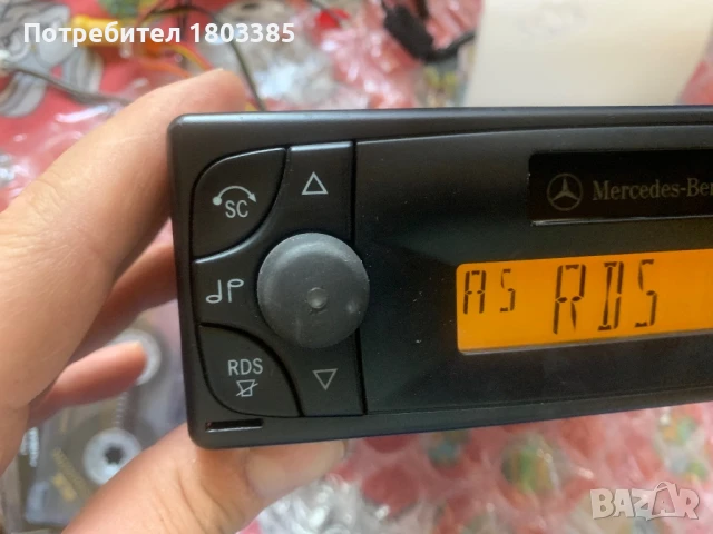 Becker be 6044 Sound 10 Мерцедес радио, снимка 2 - Аксесоари и консумативи - 50784019