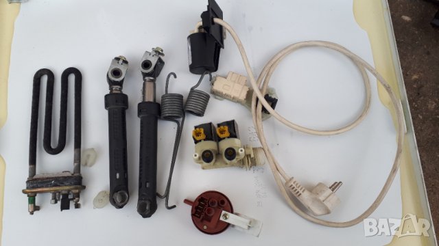 Продавам  на части пералня  Indesit WIL 85 , снимка 7 - Перални - 38978034