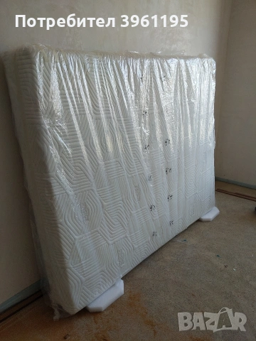 почти нов матрак.