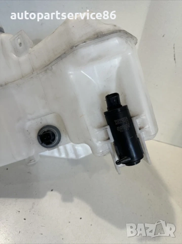 Резервоар за чистачки за Toyota Prius 1.8 Hybrid (2018) 060851-618, снимка 3 - Части - 54361927