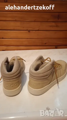 Кецове Adidas, снимка 3 - Кецове - 50424270