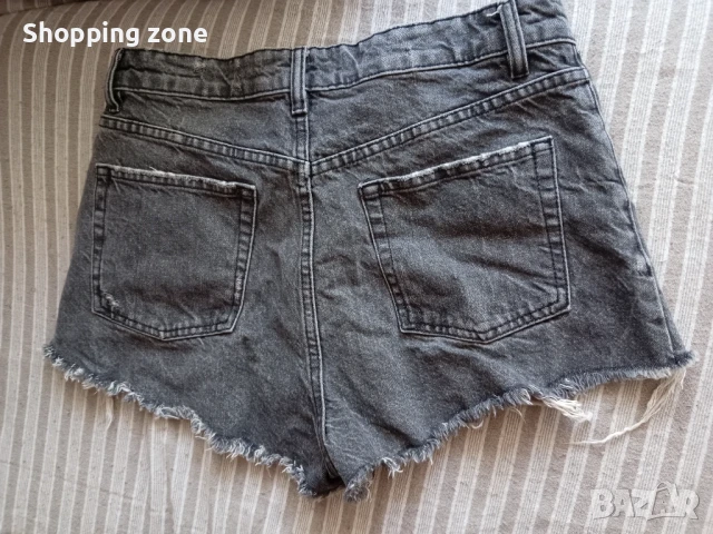 Къси дънкови гащи с висока талия Zara , снимка 2 - Къси панталони и бермуди - 51252787