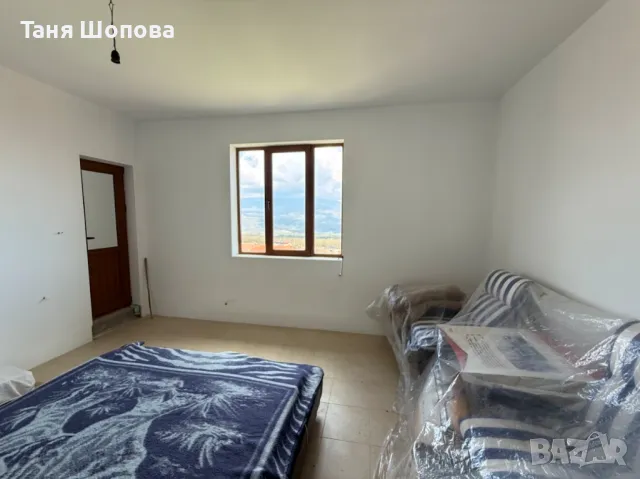 Триетажна къща за продажба в село Коларово, община Петрич , снимка 7 - Къщи - 49891845