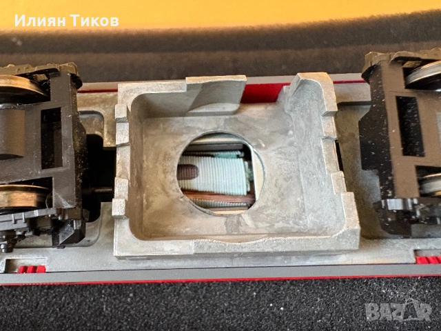 Локомотив Roco BR 218 DB HO 1:87 влак, снимка 8 - Влакчета, самолети, хеликоптери - 53226150