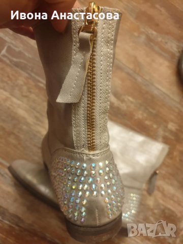 СРЕБРИСТИ БОТИ, снимка 2 - Дамски боти - 31628514