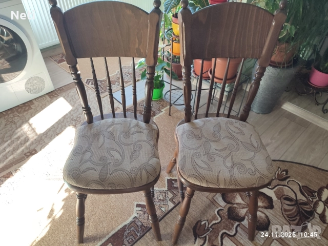 Трапезни столове