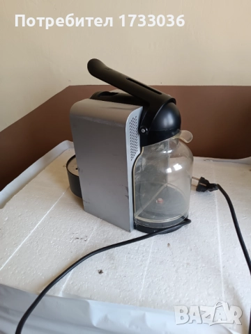 Кафемашина Nespresso , снимка 3 - Кафемашини - 52991474