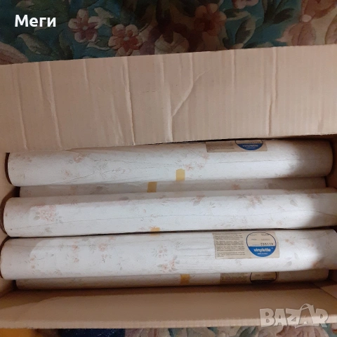 Тапети снежно бели, с фини нежни цветчета, снимка 5 - Облицовки - 53211877