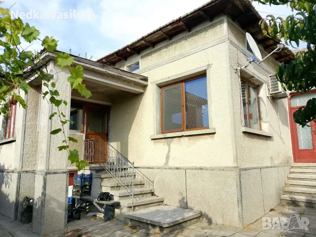 Продава ОТЛИЧНА къща в село Кардам