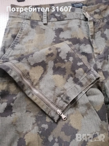 Карго панталон в камуфлажен принт Reserved, снимка 7 - Панталони - 53935845