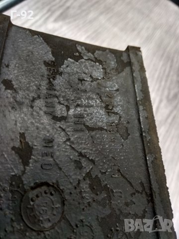 281199201C**НОВО**VAG*Тампон за двигател VW LT D и TD от 1983 до 1996 г., снимка 3 - Части - 32170494