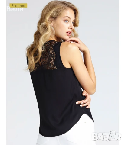 Дамски топ Guess размер S, снимка 7 - Корсети, бюстиета, топове - 50631188
