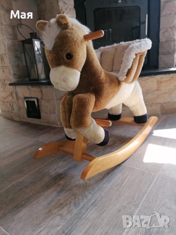 Дървено люлеещо конче със седло, снимка 8 - Музикални играчки - 37324686