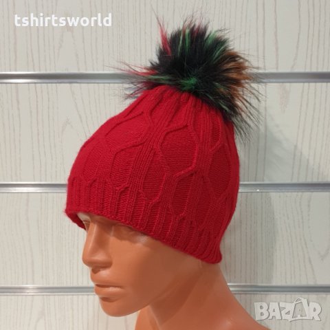 Нова зимна дамска червена шапка с шарен помпон/пух