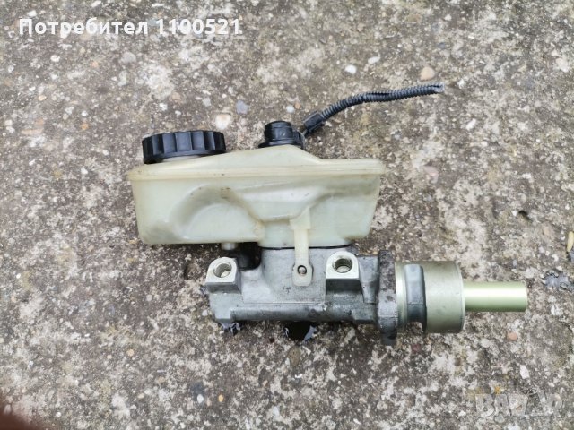 Спирачна помпа с казанче и букса от VW POLO 1.9 Дизел