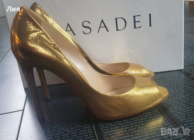 Оригинални дамски обувки Casadei 36 номер, снимка 2 - Дамски обувки на ток - 38578849