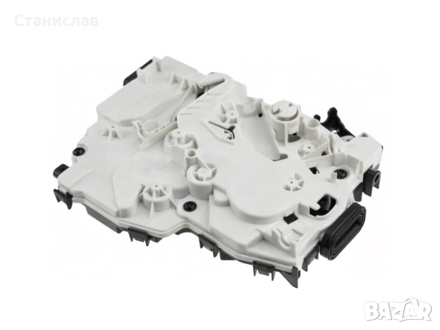 Брава за плъзгаща врата за Mercedes V-Class W447, снимка 3 - Части - 52305121