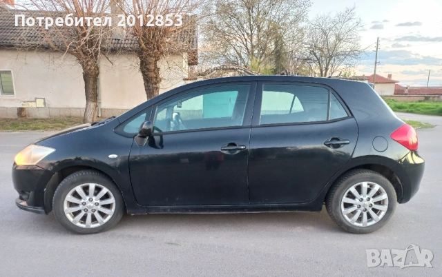 Тойота Аурис 1.6 , снимка 2 - Автомобили и джипове - 54207291