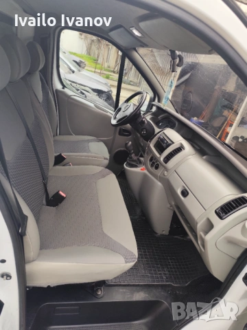 Опел Виваро /Opel Vivaro 1.9 101кс климатик , снимка 10 - Бусове и автобуси - 54166582