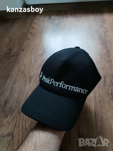 peak performance - страхотна шапка КАТО НОВА , снимка 2 - Шапки - 50292119