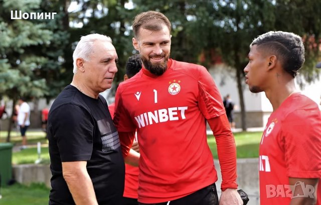 Футболна топка с автограф на Стоичков, снимка 7 - Фен артикули - 29008849