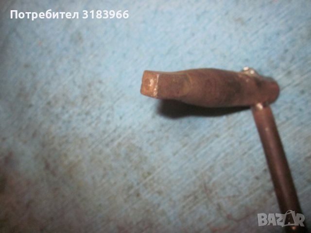 ключ за струг квадрат 12 мм, снимка 4 - Стругове - 40738756