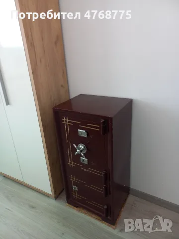 Продавам огнеупорни сейф , снимка 3 - Каси и сейфове - 56384634