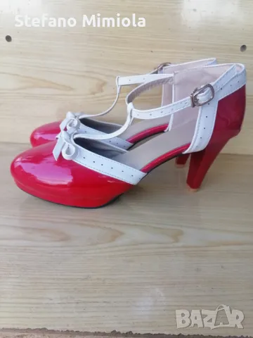 Червени обувки N 44, снимка 2 - Дамски обувки на ток - 50276826