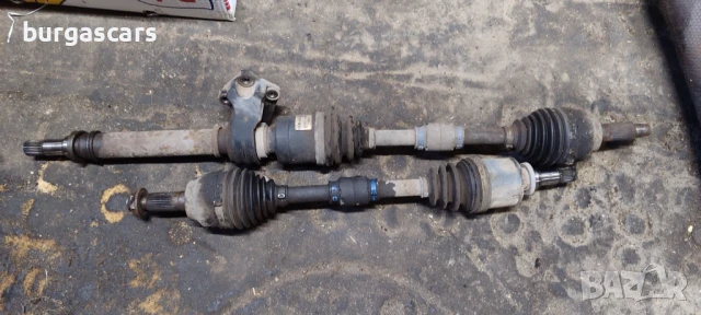 Полуоска къса дълга лява дясна Mazda 3 1.6-105к.с. - 100лв