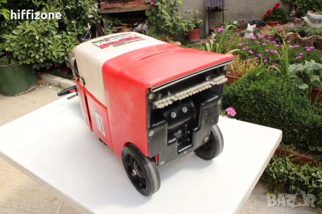 Машина за почистване на под, снимка 10 - Индустриална техника - 34127952