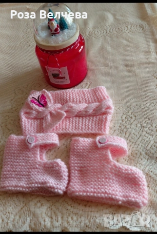 Най малките заслужават най доброто Ръчно плетен детски комплект 