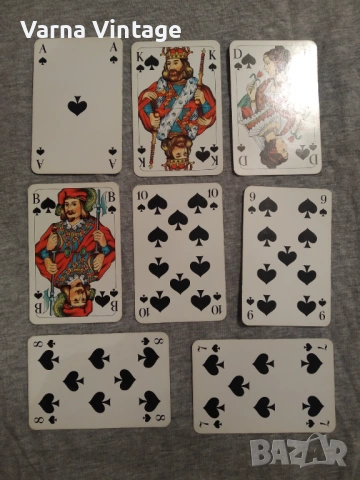 Колекционерски карти в оригинална пластмасова кутия. BERLINER SPIELKARTEN Германия., снимка 4 - Карти за игра - 53010865