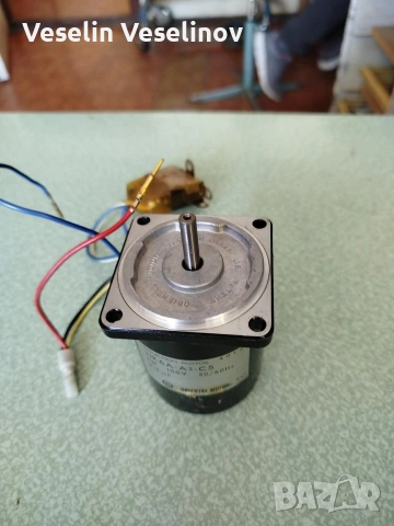 Асинхронен двигател Oriental Motor 21K6A-A2-S5 (100V, 6W) - 6 броя, снимка 2 - Електродвигатели - 54342594