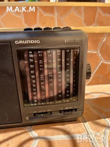 Радио Grundig Music boy 175, снимка 2 - Радиокасетофони, транзистори - 47630222