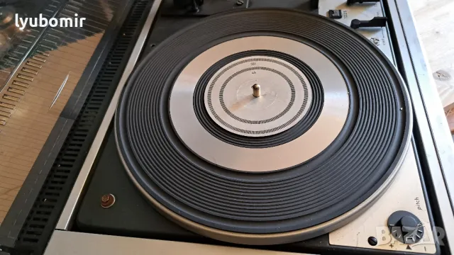 Грундиг комбо, снимка 5 - Ресийвъри, усилватели, смесителни пултове - 50128934