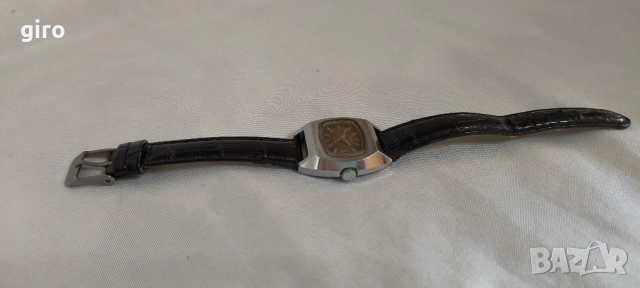 Руски дамски механичен часовник Заря, снимка 2 - Дамски - 51596505