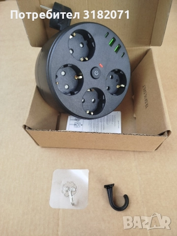 Кръгъл разклонител,с прибиращ се кабел 1,8м.