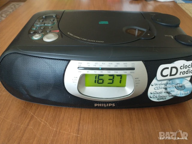 Philips AJ3925 – CD Радио с Часовник и Двоен Будилник , снимка 7 - Аудиосистеми - 51018353