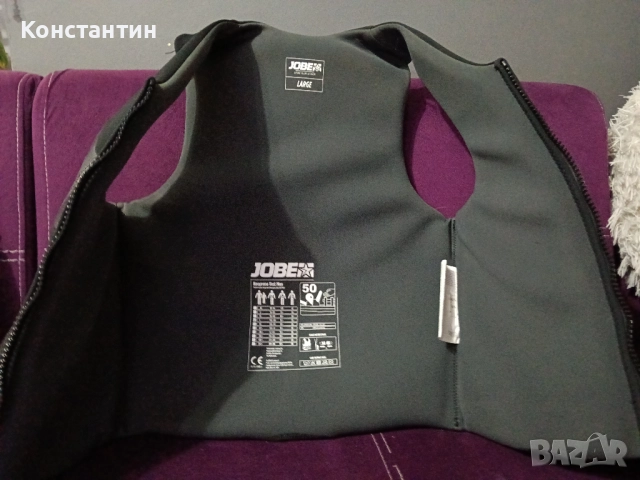 Спасителна жилетка Jobe , снимка 4 - Спортни дрехи, екипи - 52702484