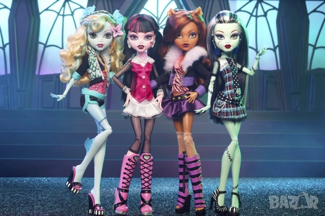 Търся кукли Monster high 