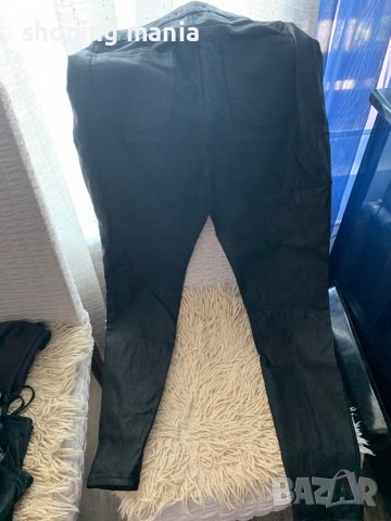 Черен панталон тип кожен, снимка 1 - Панталони - 37330228