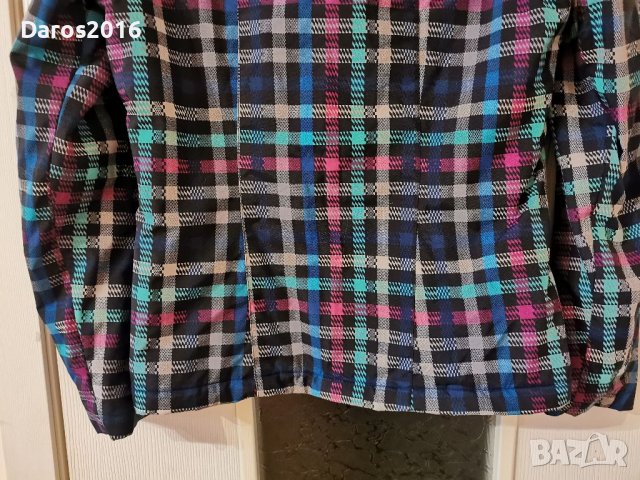 Страхотно яке Vans размер M, снимка 10 - Якета - 38389834