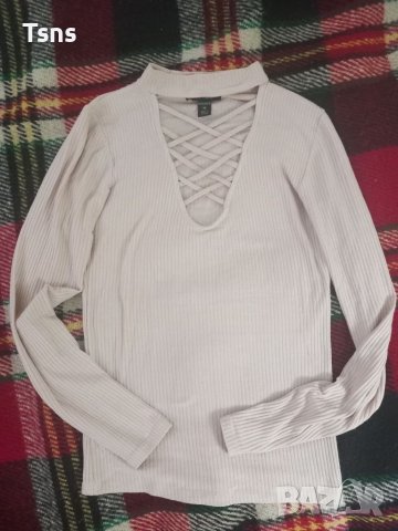Пуловер, снимка 2 - Блузи с дълъг ръкав и пуловери - 40436232