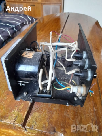 Старо зарядно устройство за акумулатор #4, снимка 6 - Антикварни и старинни предмети - 53379925