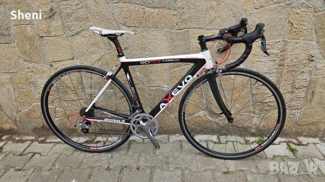 Много леко 6.8 кг Карбоново колело Axevo, DT Swiss, Ultegra/105, 52 S, снимка 2 - Велосипеди - 54084594