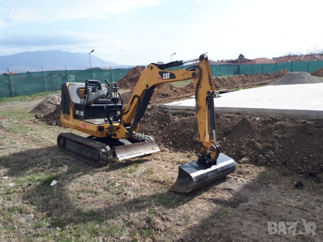 Услуги с мини багер и самосвал, снимка 2 - Кърти, чисти, извозва - 50594167