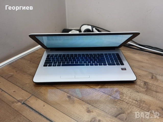 Лаптоп HP Notebook 15-af102nv / 15,6", снимка 4 - Лаптопи за дома - 52941970