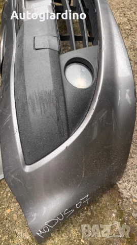 Предна Броня за Renault Modus 2007, снимка 2 - Части - 52159367